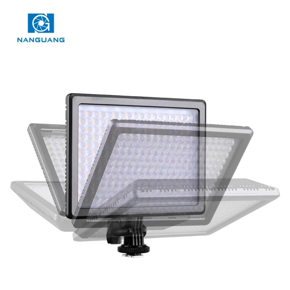 NanGuang RGB66 LED lámpa