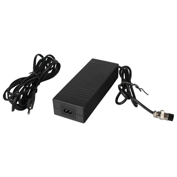 Cineware CW-2000 LED panel