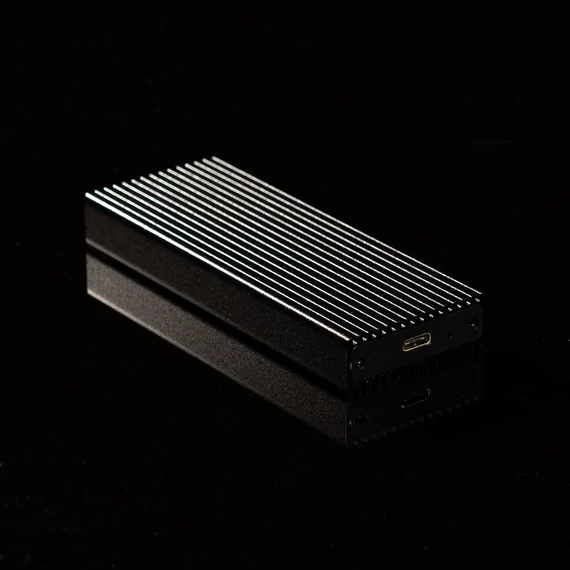 nBase ES-NVME80HC M.2 NVMe USB3.1gen2 mobil rack