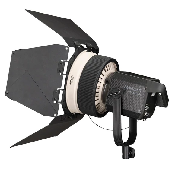 NANLITE FL-20G Fresnel lencse Bowens bajonettel (with barndoor)