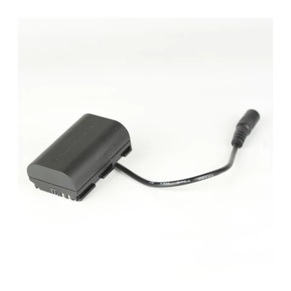 LP-E6 / AC adapter
