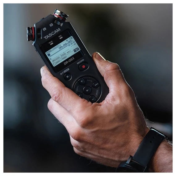 Tascam DR-05X hordozható hangrögzítő